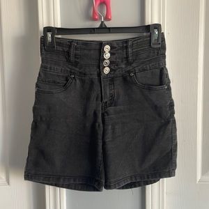Cute high waisted black biker jean shorts